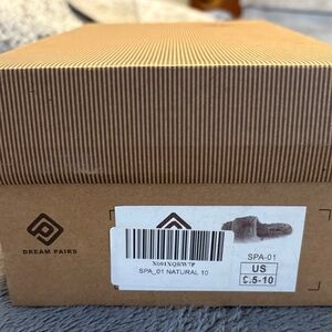 NWT Dream Pairs Natural Colored Clogs Sz 9.5 - 10 & 5.5 - 6